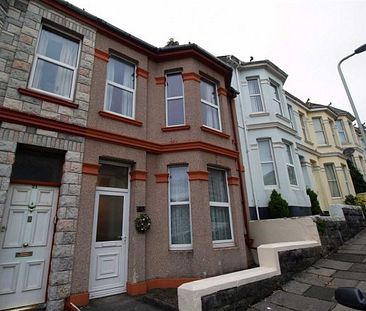 4 Bed - Cranbourne Avenue, Plymouth - Photo 3