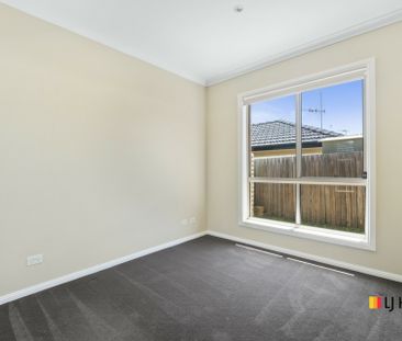 Four bedroom family home - Photo 3