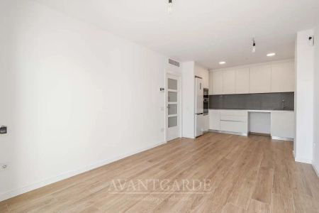 Piso de alquiler en Avinguda de L'onze de Setembre, 2, Pallejà - Photo 3