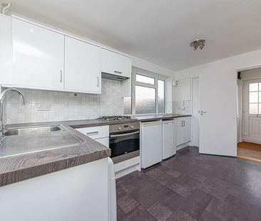 Repton Road, Earley, RG6 - Photo 2