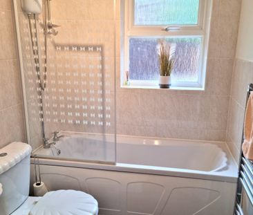 Armada Close - Photo 3
