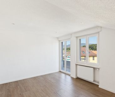 ZENTRALE WOHNUNG ZU VERMIETEN - ERSTE MONATSMIETE MIETZINSFREI - Foto 1