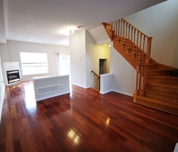 For Lease - 16 Vecchia Street, Markham, Ontario - Photo 3