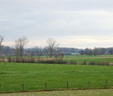 Vrijstaande woning op 705m² met mooie tuin, terras en landelijk uit... - Foto 6