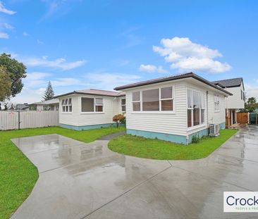 In the heart of Manurewa - Photo 1