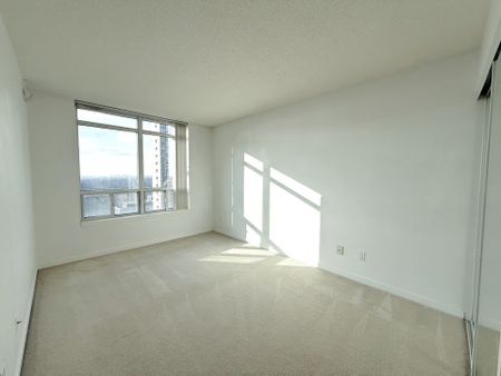 For Lease - 8 Hillcrest Avenue Unit# 1917, Toronto, Ontario - Photo 2