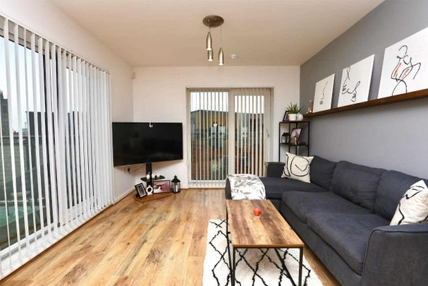 Dutton Court - Photo 1