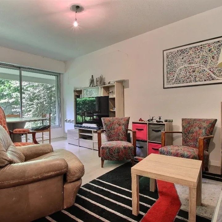 Location Appartement 2 pièces 49m² CHAMALIERES 63400 - Photo 1