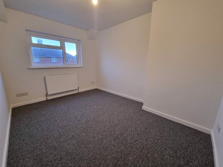 Carisbrooke Road, Bristol - Photo 3