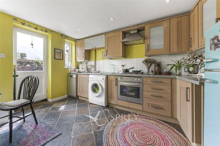2 bedroom terraced house to rent - Photo 5