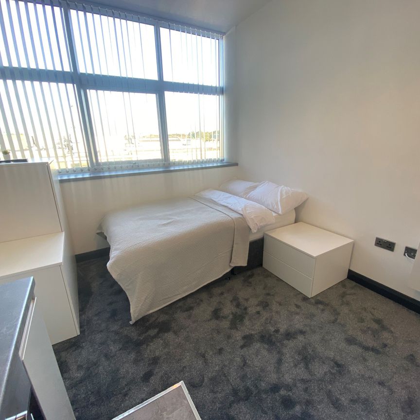 West Road, Harlow - Photo 1