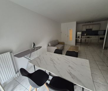 Location Appartement 2 pièces 49m² VALENCIENNES 59300 - Photo 2