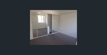 Air conditioned 2 Bedroom, 2 Bathroom Apartment with Double Lock up garage - Available 16th December - Rent $985.00 per week - Photo 3