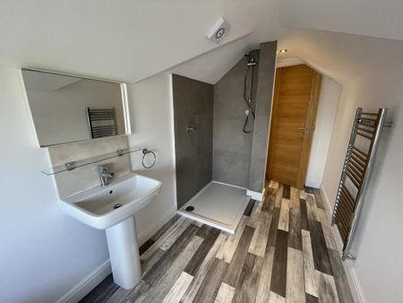 1 bedroom apartment to rent - Photo 2