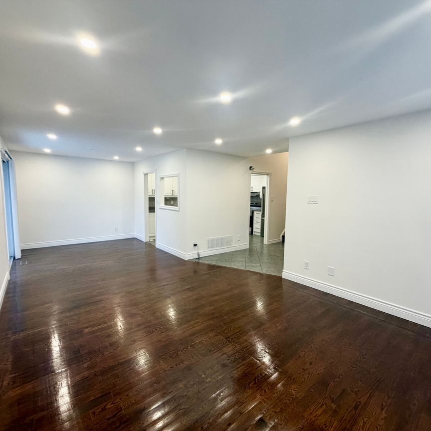 For Lease - 59 Carlton Road, Markham, Ontario - Photo 1