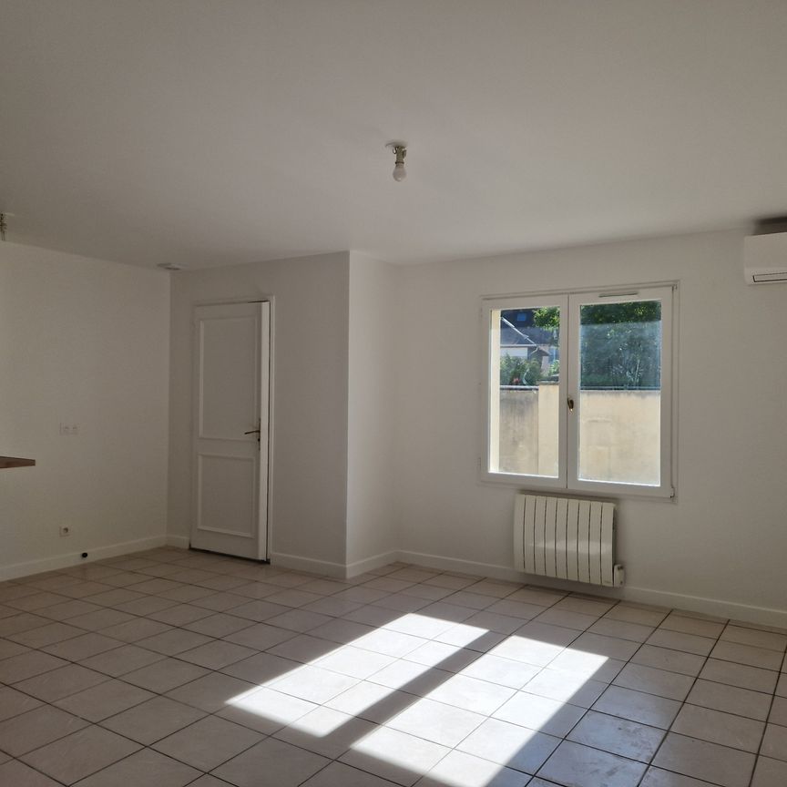 Location Appartement 2 pièces 48m² ETAMPES 91150 - Photo 1