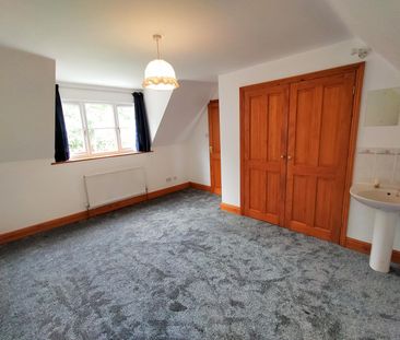 High Street, Royston, Reed - Photo 5