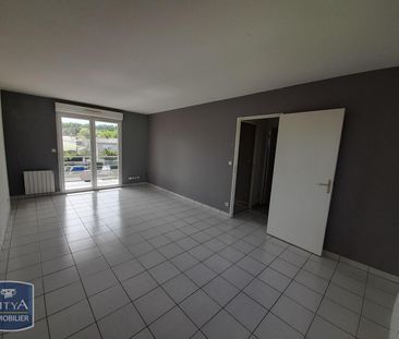 Location Appartement 2 pièces 47m² L ISLE D ESPAGNAC 16340 - Photo 2