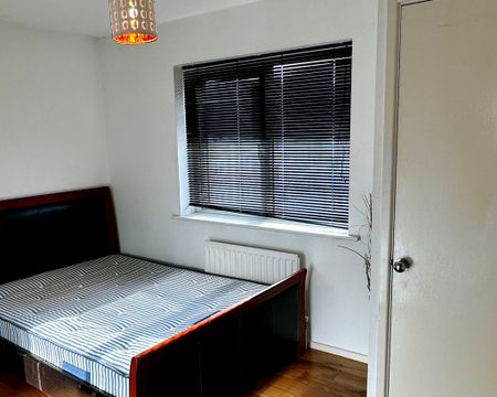 Collingwood Court, Brighton Marina Village - Photo 2