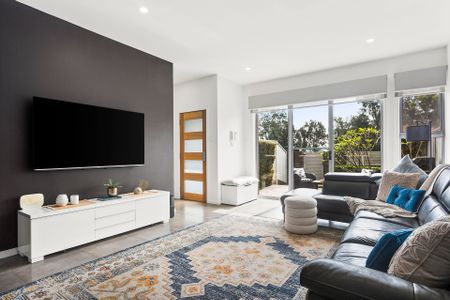 Modern Lakeside Living with Style & Convenience - Photo 2