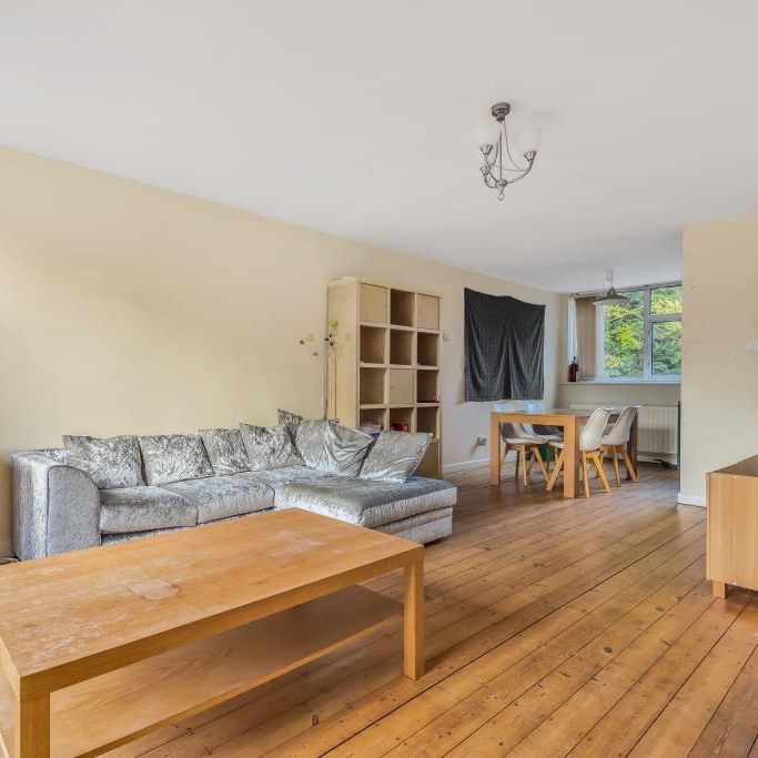 4 bedroom townhouse to rent - Photo 1