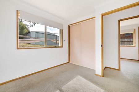 Conveniently Located Three bedroom Home - Photo 3