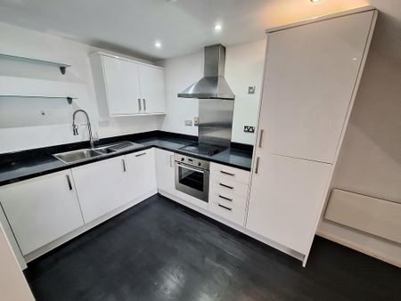 2 bedroom apartment to rent - Photo 3