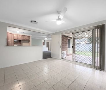 QUIET CUL-DE-SAC POSITION OPPOSITE CADDIES RESERVE - Photo 2