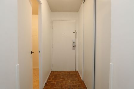 For Lease - 475 Laurier Avenue Unit# 503, Ottawa Centre, Ontario - Photo 5