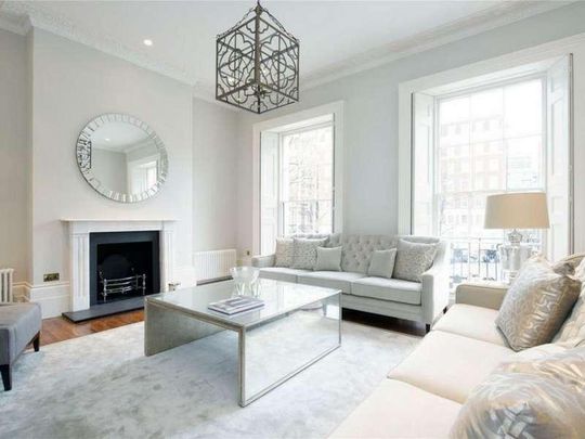 Warwick Gardens, London, W14 - Photo 1