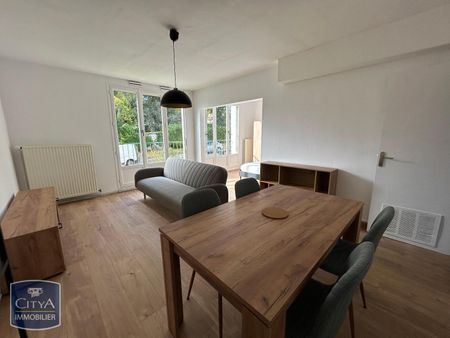 Location Appartement 1 pièce 43m² LE MANS 72000 - Photo 3