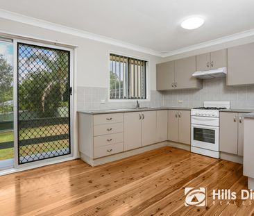 Charming 3 Bedroom Home. - Photo 1