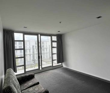 Furnished Two Bedrooms apartment in Auckland Grammar Zone - Photo 2