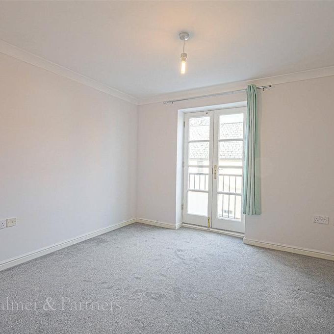 2 bedroom apartment to rent - Photo 1