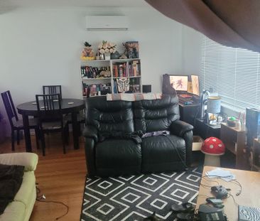 Noble Park - Photo 1