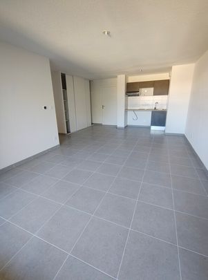 Location Appartement 3 pièces 68m² CARPENTRAS 84200 - Photo 1