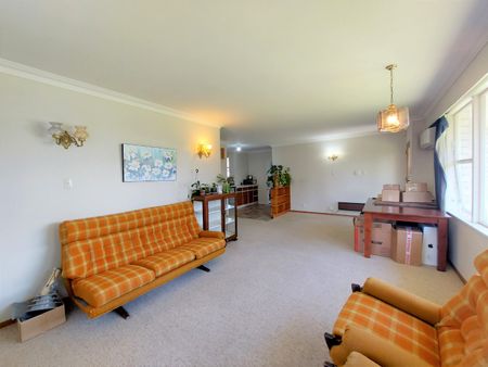 Sunny Two-Bedroom Unit in the Heart of Cherrywood - Cherrywood - Photo 5
