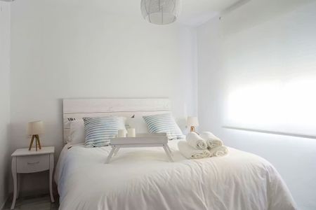 Calle Salitre, Málaga, Andalusia 29002 - Photo 4