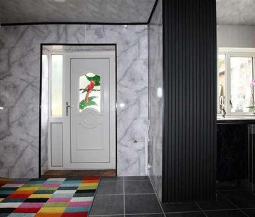 Kingsdale Crescent, Bradford, BD2 - Photo 5