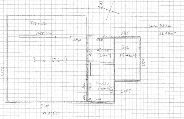 Garconnaire in zentraler Lage mit Balkon - Foto 1