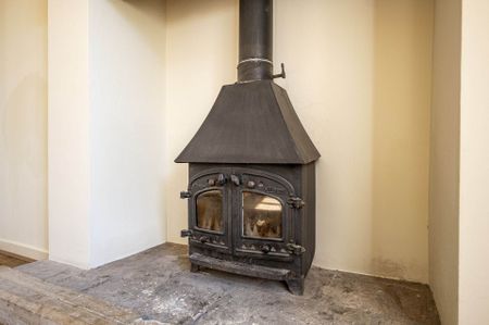 The Grange, South Stoke - Photo 2