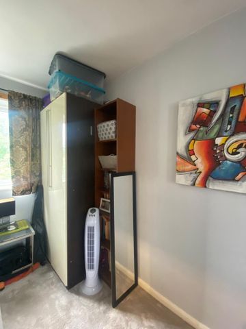 3 bedroom flat to rent - Photo 5