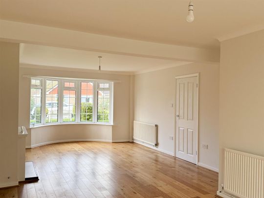 Frant Avenue, Bexhill-On-Sea, TN39 4NG - Photo 1