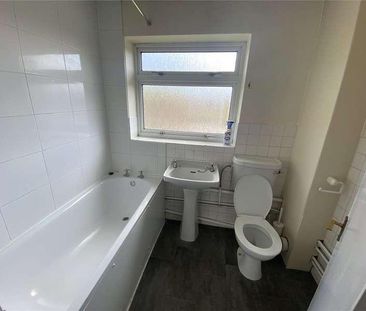 Caroline Court, Bath Road, Reading, Berkshire, RG1 - Photo 6