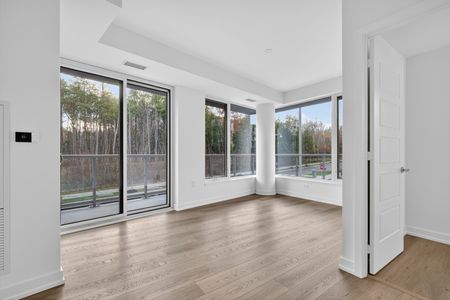 For Lease - 333 Sunseeker Avenue Unit# 201, Innisfil, Ontario - Photo 5