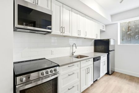 841 Grenon Ave - Photo 3