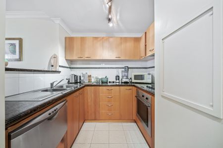 4/118 Mounts Bay Road, - Photo 3