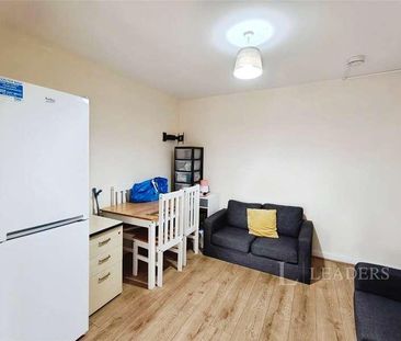 Western Terrace, Portsmouth, Hampshire, PO2 - Photo 2