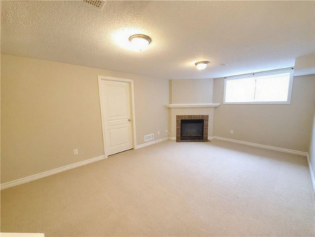 For Lease - 211 JERSEY TEA Circle, Blossom Park - Airport and Area, Ontario - Photo 2