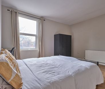 4 Bed Terraced House, Hartley Road, NG7 - Photo 4